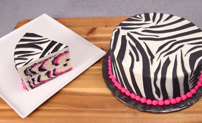 pretty-pink-and-black-zebra-cake-01
