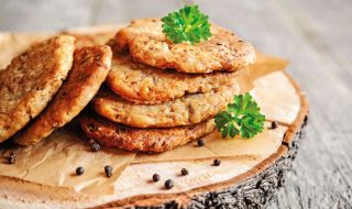 Fritters made of ground pork cracklings and sour cabbage